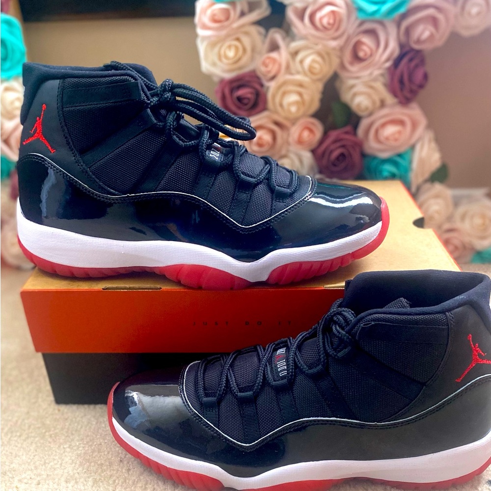 Air Jordan Retro 11 (Breads)